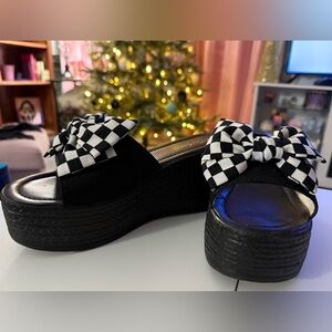 Checkered Bow Platform Sandals